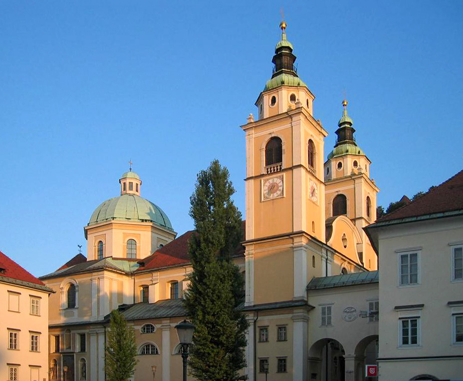 SLOVESNA MAŠA OB ZAČETKU AKADEMSKEGA LETA