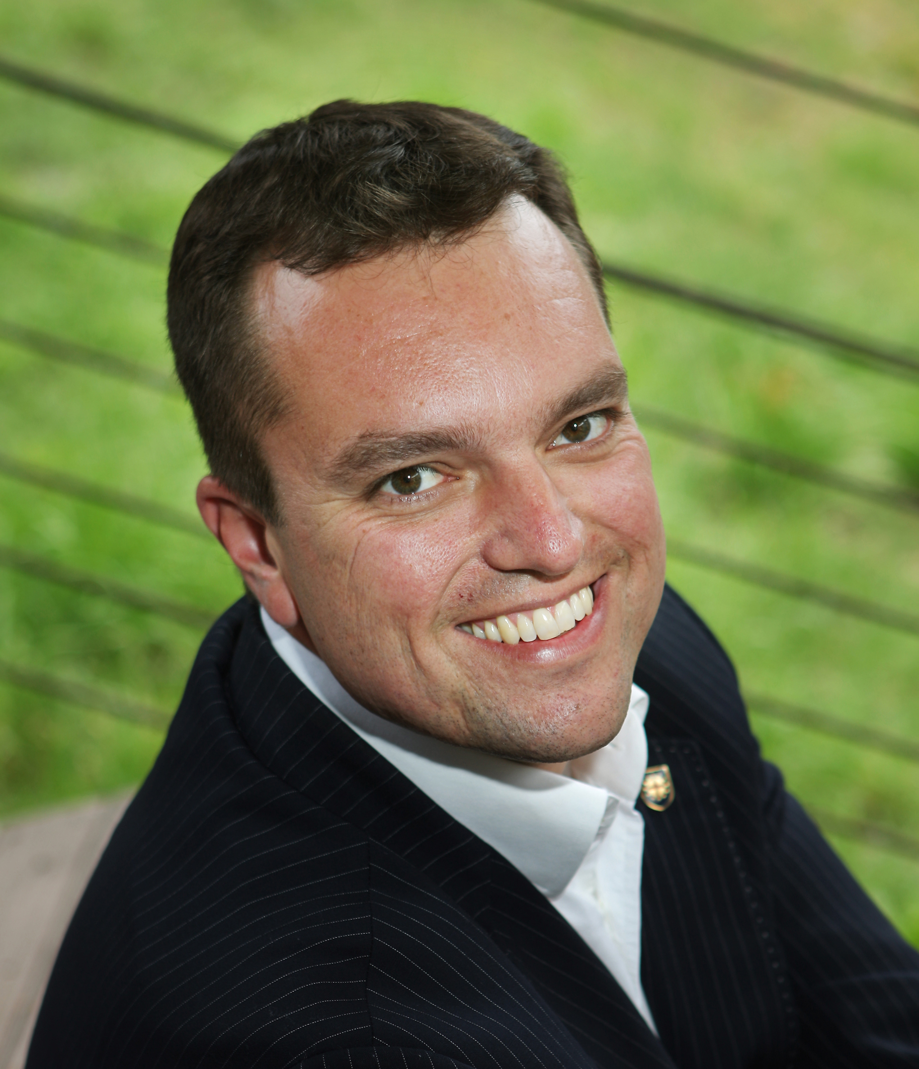 Predstavljamo naše nove sodelavce: doc. dr. Laris Gaiser