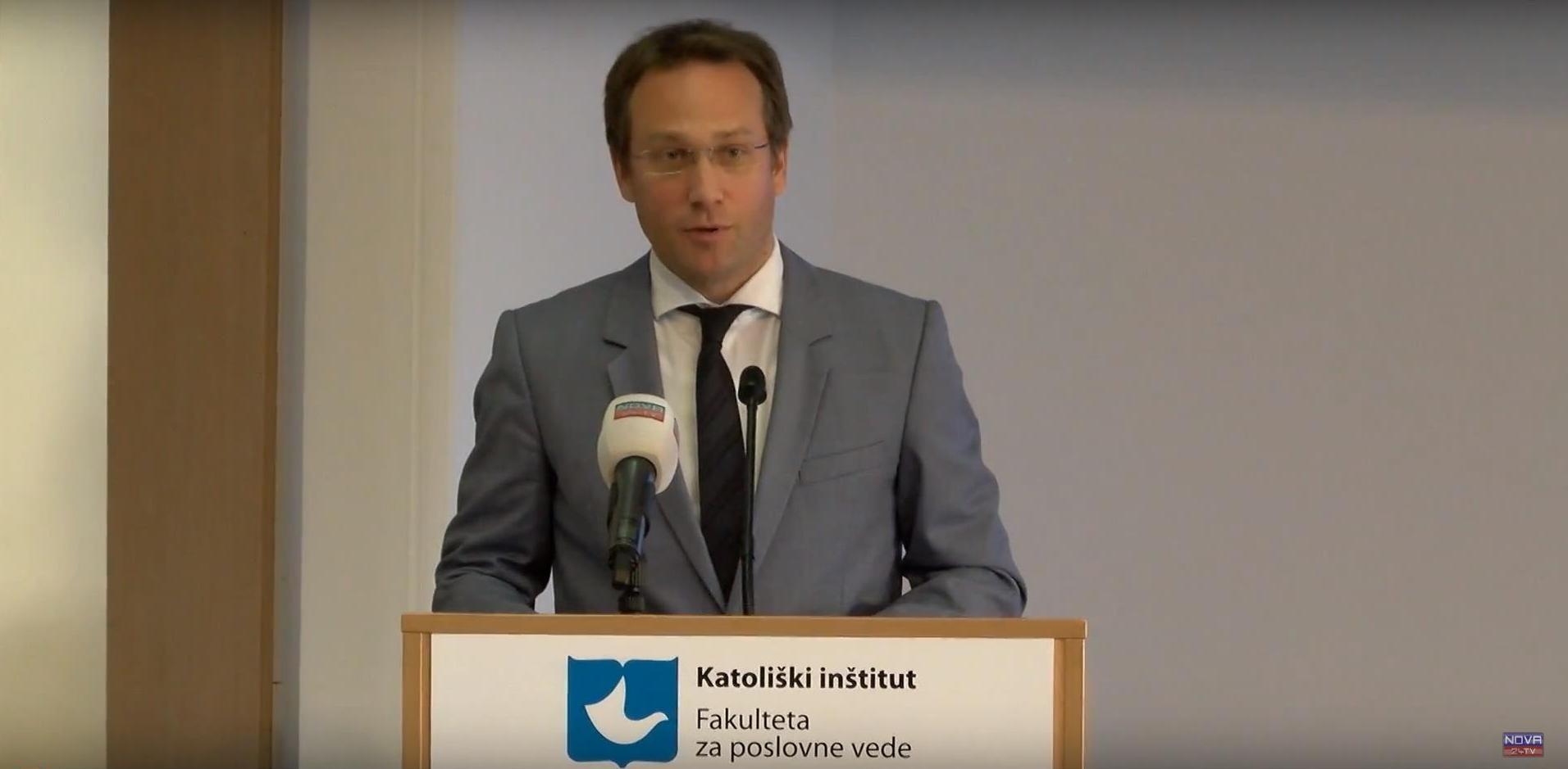 Posnetek predavanja DDr. Klemna Jakliča ob otvoritvi naših novih prostorov