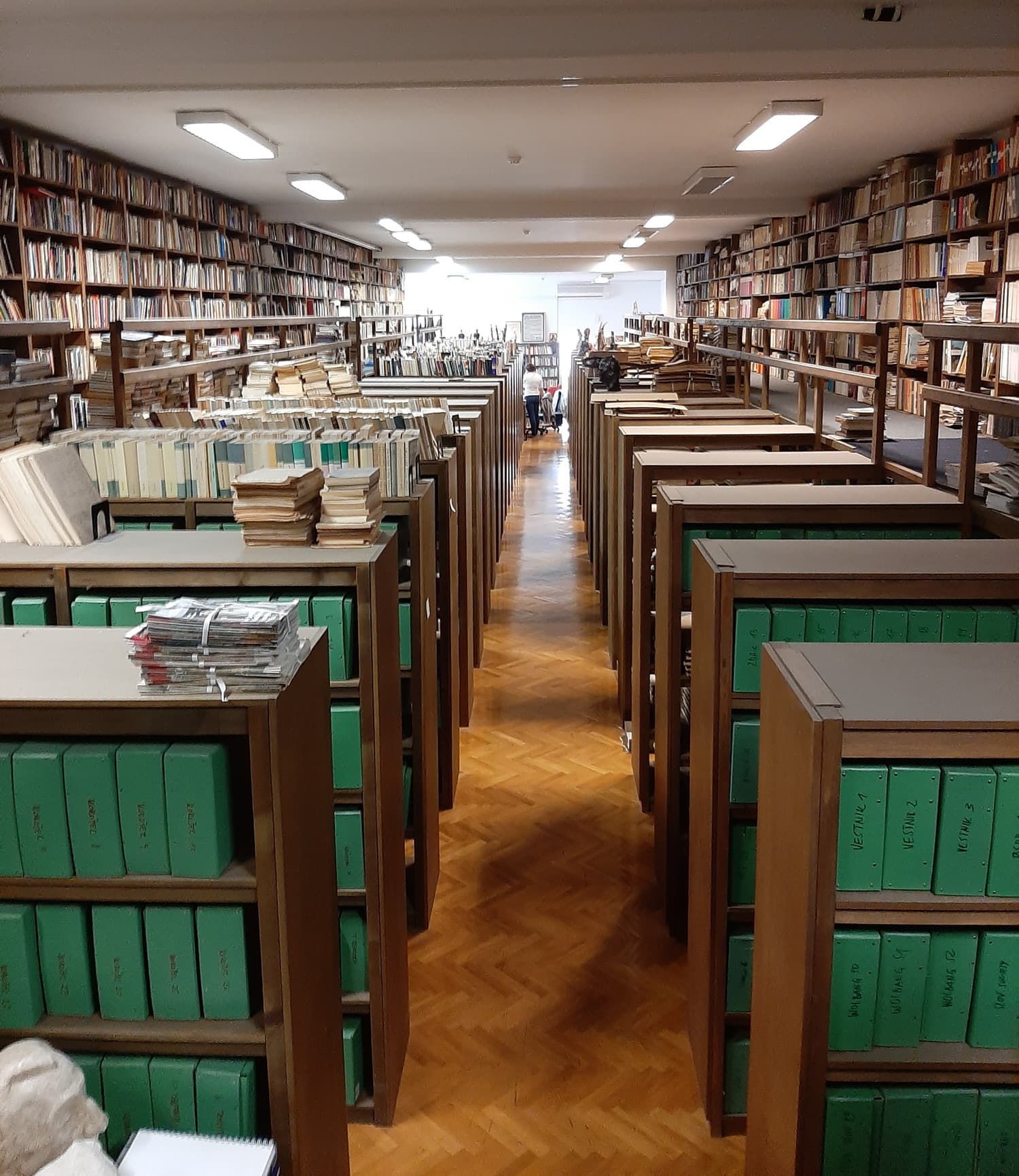 Katoliški inštitut in Studia slovenica